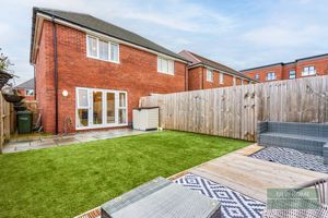 Photo 11- click for photo gallery